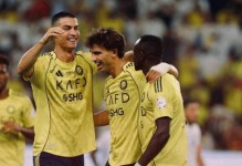 利雅得胜利5-0赛哈特海湾，菲利克斯两射一传，哈姆丹传射