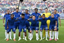 登巴-巴：在像切尔西这样规模的阵容中，建立团队凝聚力很难