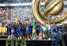 梅西征服美国体坛！上座率超超级碗，特朗普直呼橄榄球得改名