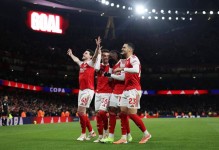 欧冠最新赔率：阿森纳力压拜仁！夺冠3热门浮现 利物浦皇马遭看衰