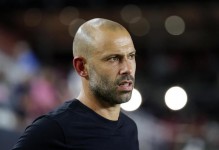 马斯切拉诺：我们在运气不佳的情况下丢了球；出局的责任在我