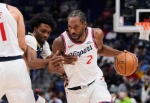 莱纳德复出25分8篮板快船不敌鹈鹕3连败，穆雷17分11助攻