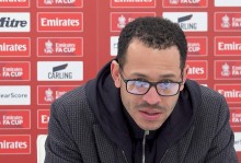 罗塞尼尔：希望下赛季还能参加欧冠；失误是萨尔学习的机会