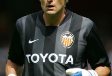 卡尼萨雷斯：如今门将教练很关键，在皇马时我和布约相处很难