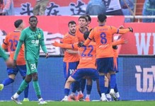 克雷桑：赢下国安主要归功于韩鹏，2-1是一个比较正常的比分