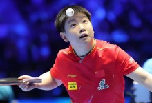 孙颖莎4-3高达，谁注意赛后？庆祝后松口气，马琳握拳，高达痛哭