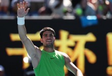 阿尔卡拉斯迈阿密大师赛理当触底反弹，重现昔日风采