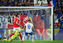 姆巴佩：欧洲杯对瑞士失点后被骂猴子，我一度想退出法国队