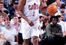 哈登出战10胜3负！骑士五人上双大胜独行侠 莫布利29+7弗拉格25分