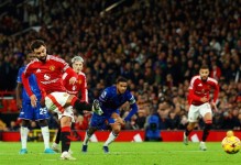 鲁尼谈卡里克：当初有人跟你讲曼联甚至有机会第二你敢信吗