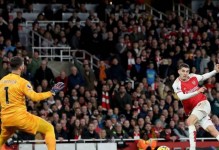 【足总杯】本·怀特送礼，阿森纳1比2客负南安普敦