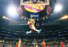 逆生长，詹姆斯本赛季扣篮数达93次超过新秀赛季