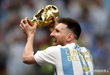 队史第一人！梅西连续21年为阿根廷破门，戏耍8人防线，连刷5纪录