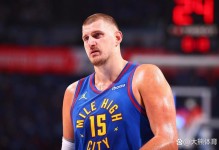 约基奇8+7+14创中锋历史第一！掘金双杀76人升第五 布劳恩22分