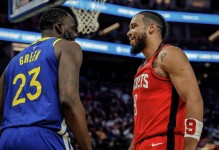 火箭VS勇士，看过之后......好家伙，竟然这么有节目效果？