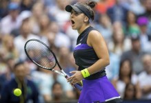 等待八个月！前美网冠军安德莱斯库迎来巡回赛首胜