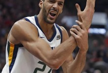 森林狼遭打击！华子确诊右膝存在炎症 至少缺席1-2周或无缘评奖