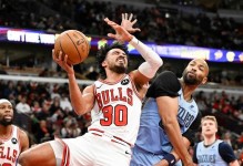 公牛7人上双132-107大胜灰熊，吉迪16+15+13，布泽利斯29+7