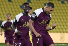 马金：比赛中我们常感到安心；巴黎的阵容不是为守住比分而建