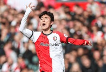 28岁韩国脚绝杀！英超耻辱：6亿欧神经队打不过1亿小卒 主帅甩锅