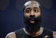 骑士最多落后21分爆冷负独行侠 米切尔15000分里程碑哈登12中4