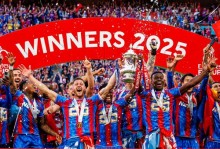 水晶宫总比分2-1九人拉纳卡晋级，萨尔梅开二度