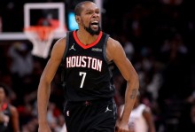 火箭107-105险胜鹈鹕 球员评价：2人优秀，4人及格，3人低迷