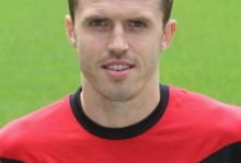 埃夫拉捍卫卡里克：旧友不念旧，大内忘了瓦伦伤疤？