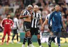 埃迪-豪：前两粒失球就像送他们进球；托纳利的腹股沟有些不适