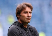 德佬：孔蒂希望今夏集训时球迷不出现在训练场，这是不可能的 - 体育资讯 - 体育盛宴厅