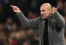 阿韦洛亚：裤袜想坚持但没必要；很少有人想到我们能双杀曼城