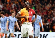 英媒：热刺有意加拉塔萨雷中场萨拉，后者希望重返英格兰