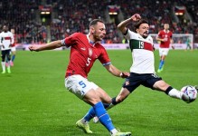 丰特：很遗憾没能在竞选中获胜，可以说我们倾尽了全部