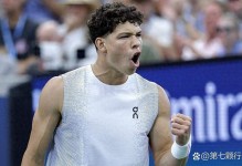 哈钦森输球后说雨水把面霜冲进眼睛引争议，球迷喊话基恩点评