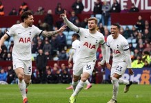 遭残阵热刺绝平！利物浦连场给保级队送分 球迷狂嘘+王牌怒斥队友