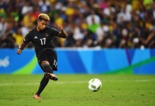 TyC：恩佐可能夏窗离队，但尚未收到任何具体报价