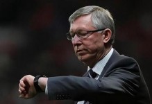 前曼联助教：弗格森本想亲口跟我们宣布卸任消息，但被媒体提前泄露