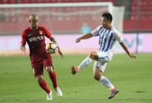 二年级魔咒！7强援加盟后大连2轮0分丢9球 迎魔鬼赛程或5连败开局