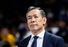 许利民末节自杀！主动放弃麦基，上3将输分，最后6秒为何不暂停？