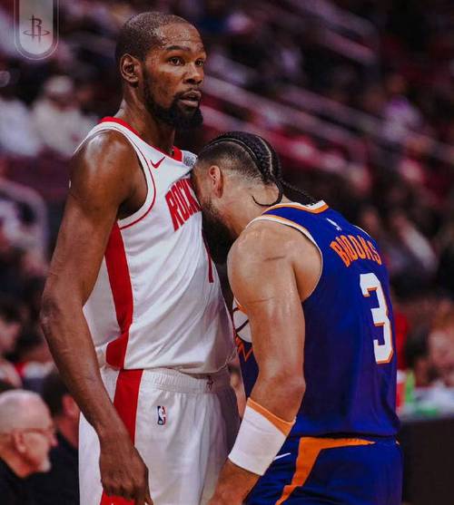 杜兰特：没有把今晚当作宿敌对决，现在我不会操心季后赛问题