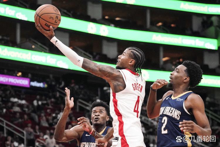 火箭113-115勇士4坏消息！3锋线一塌糊涂，乌度卡被科尔轻松拿捏