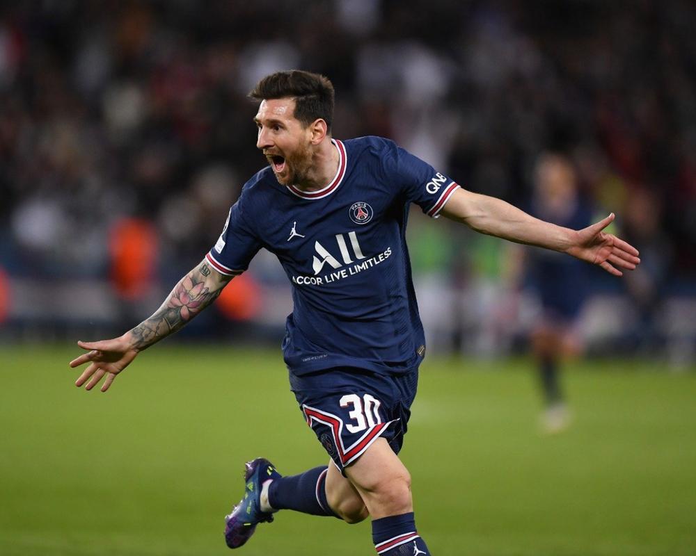 比利亚:梅西是世界上最好的球员,我从没见过能和他相比的人