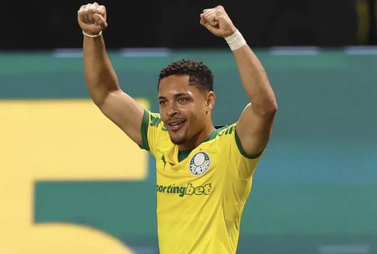 巴媒&世体：切尔西有意今夏引进罗克，且在准备一份重要报价