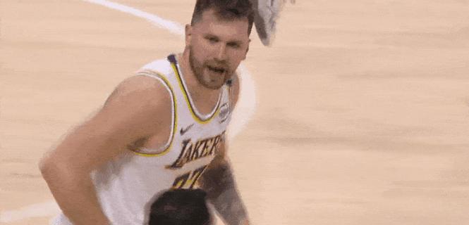 东契奇谈又吃技犯：同样的话别人说没事我说就吹，感觉挺无语