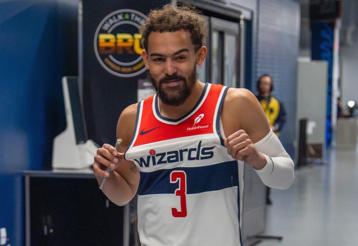 特雷-杨谈首秀：昨晚没怎么睡着，感觉自己第一场打得还可以