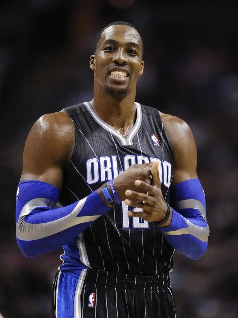 最强nba点券霍华德篮板组合,（最强nba点券霍华德怎么玩）