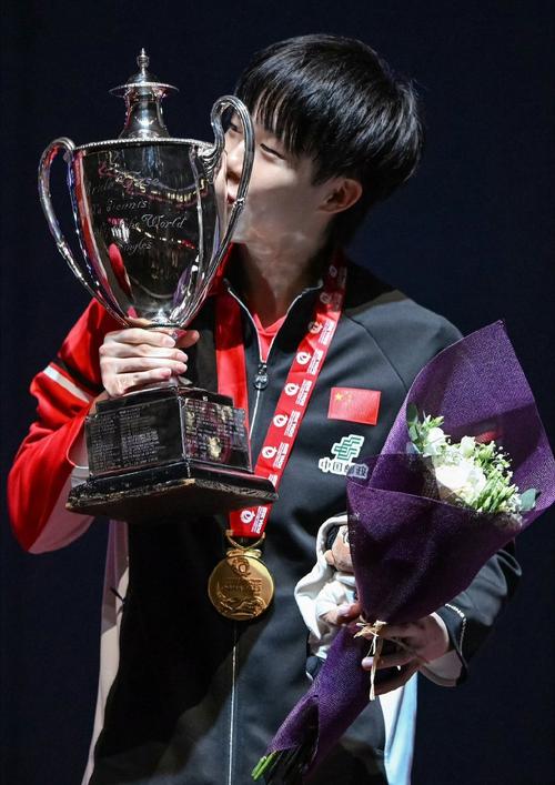 开赛仅98天！世界杯殿军宣布换帅 50岁功勋突然离任 曾率队19连胜