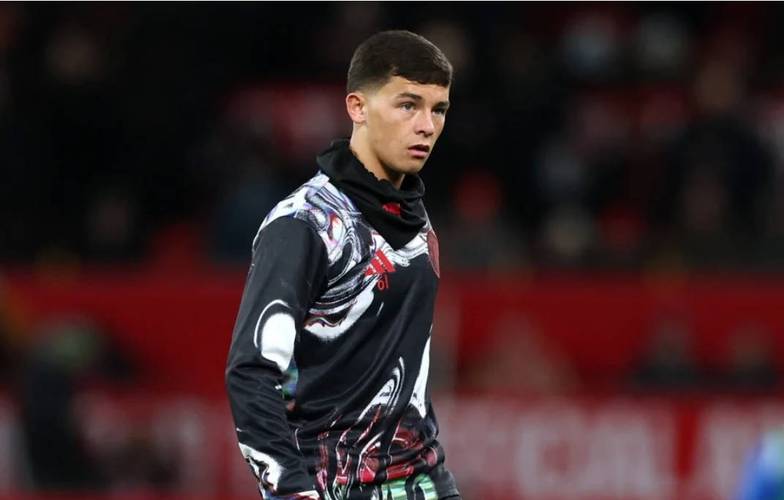 曼联3000万卖芒特有下家！拉爵或捧青训新太子，表现已征服卡里克