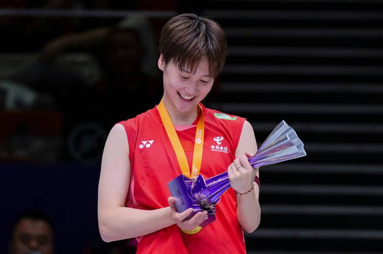 16年奥运会羽毛球女单冠军,(16年奥运会羽毛球女单中国)