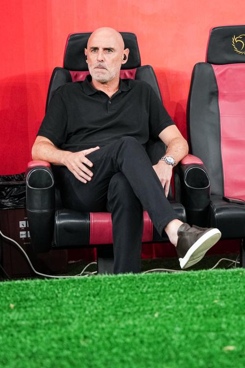 官方：中国香港代表队球员黄威加盟中甲南京城市